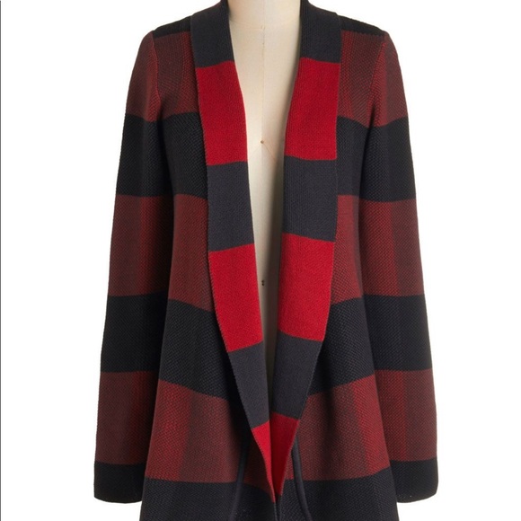Modcloth Sweaters - ModCloth buffalo plaid open cardigan Sz M